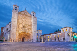 Plaza de San Pablo de noche